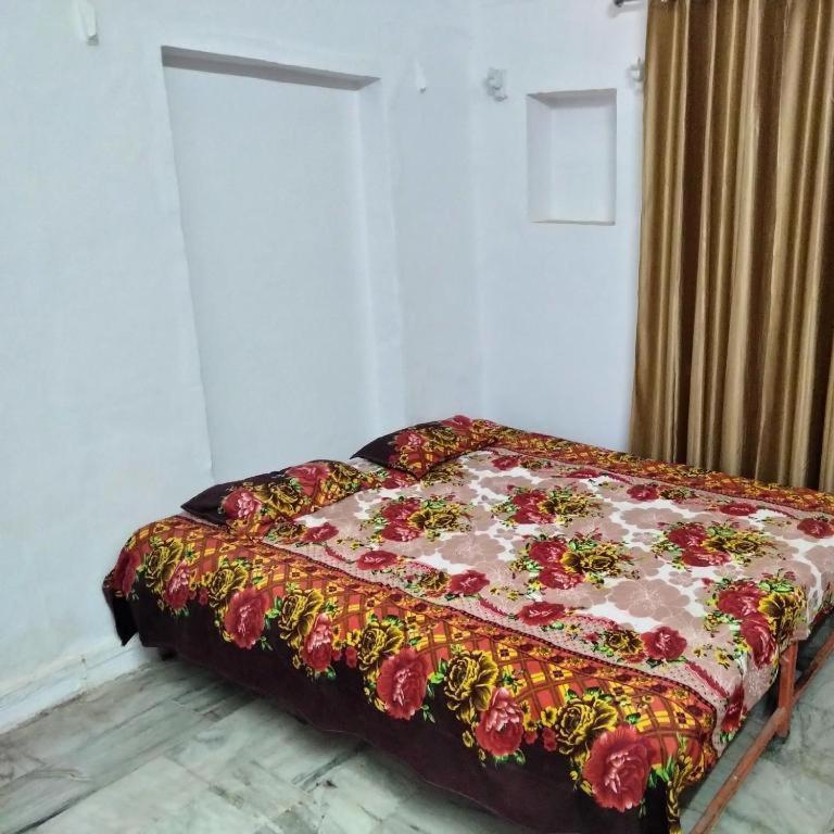 Shri Swami Sheetal Das Sewa Trust Varanasi Exterior foto