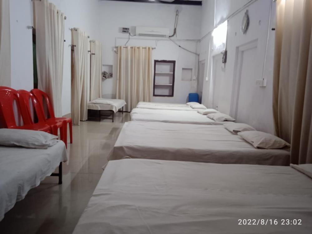 Shri Swami Sheetal Das Sewa Trust Varanasi Exterior foto